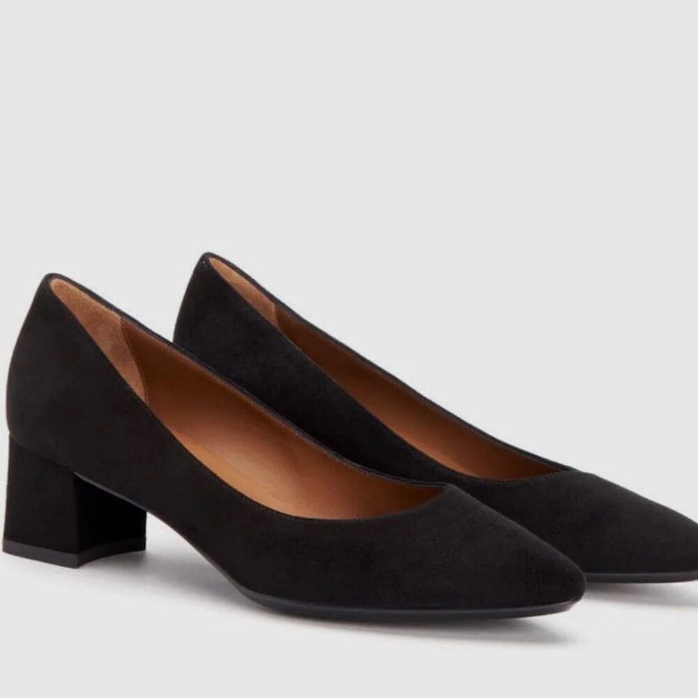 Aquatalia "Pasha" low black suede pumps - 9